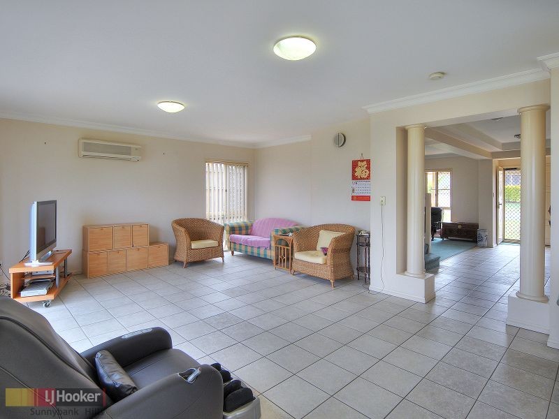 67 Golden Rain Place, Stretton QLD 4116