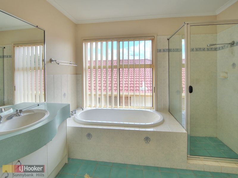 67 Golden Rain Place, Stretton QLD 4116