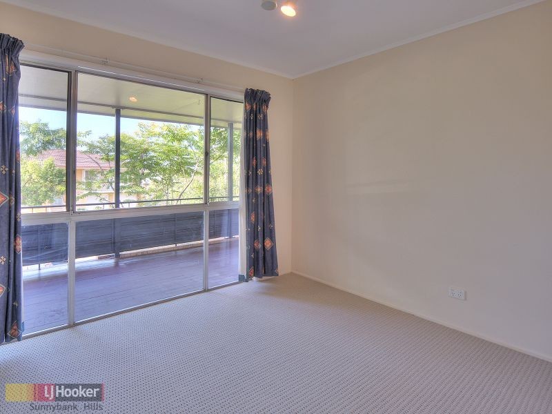 11 Bridgeport Street, Macgregor QLD 4109