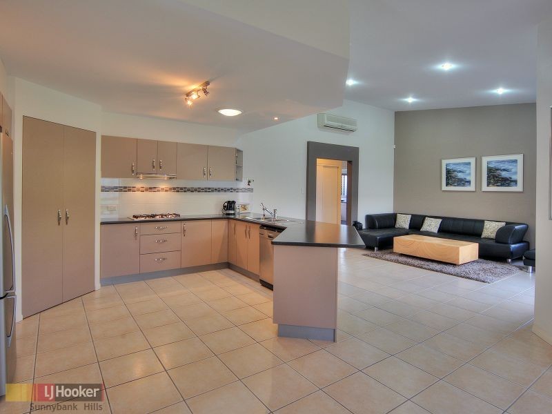 16 Freycinet Place, Calamvale QLD 4116