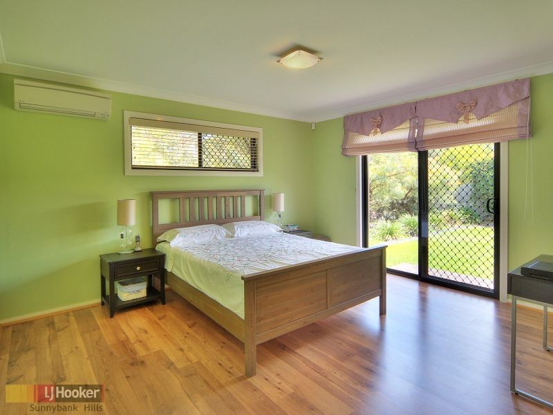 16 Freycinet Place, Calamvale QLD 4116