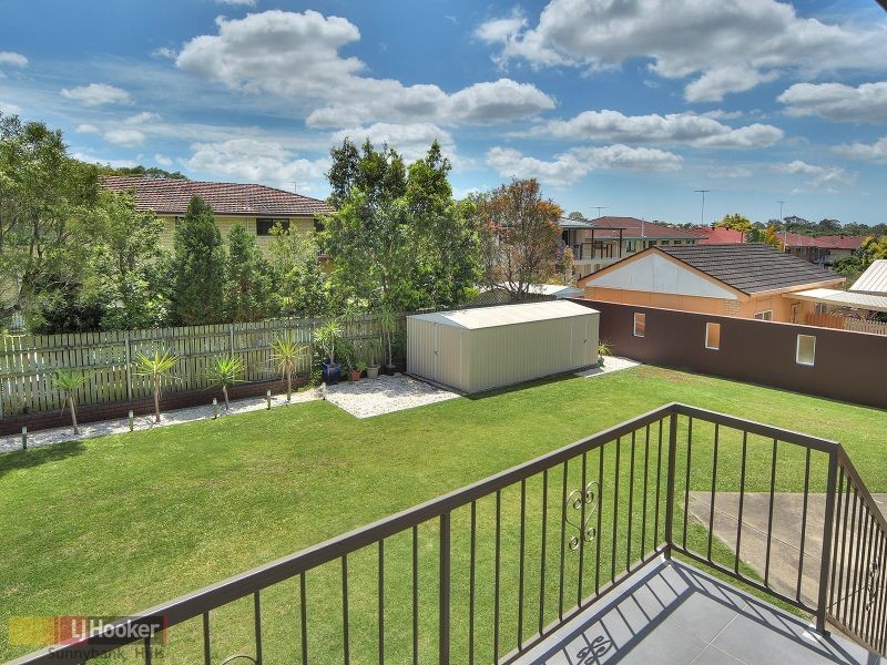 10 Tapscott Street, Wishart QLD 4122