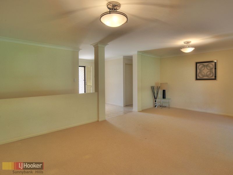 11 Tarra Place, Parkinson QLD 4115