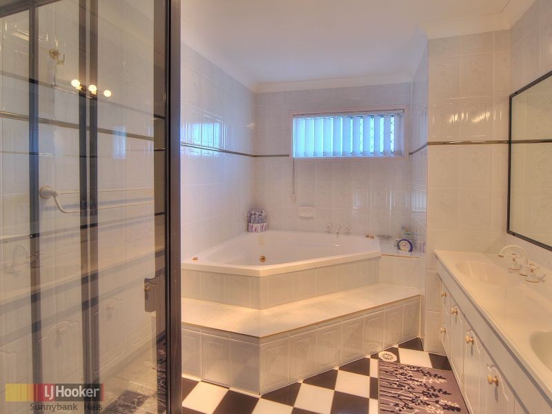 17 Bardolph Place, Sunnybank Hills QLD 4109