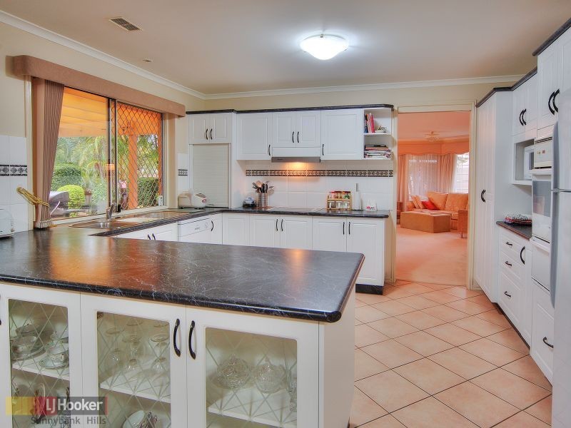 7 Cassia Place, Stretton QLD 4116