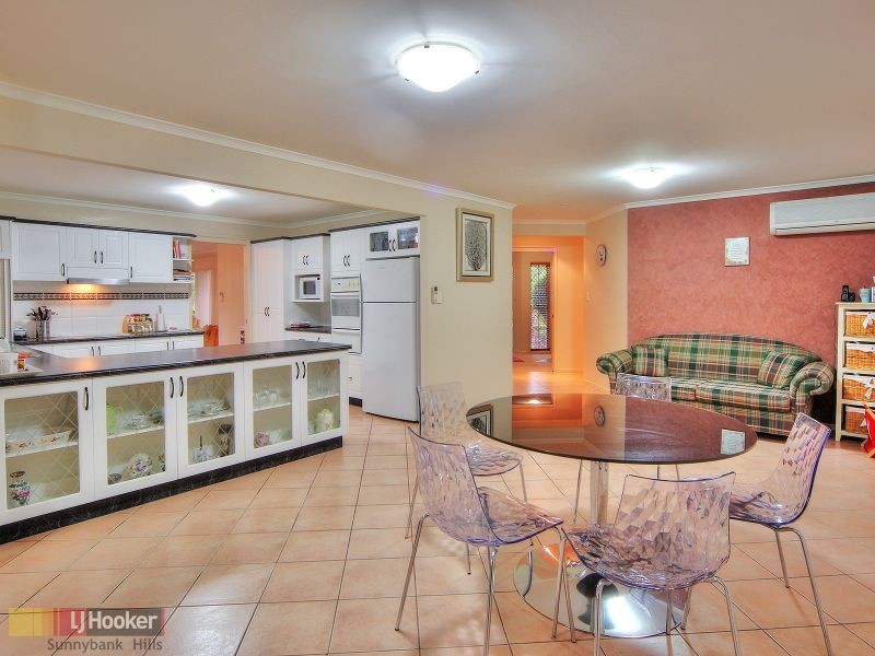 7 Cassia Place, Stretton QLD 4116