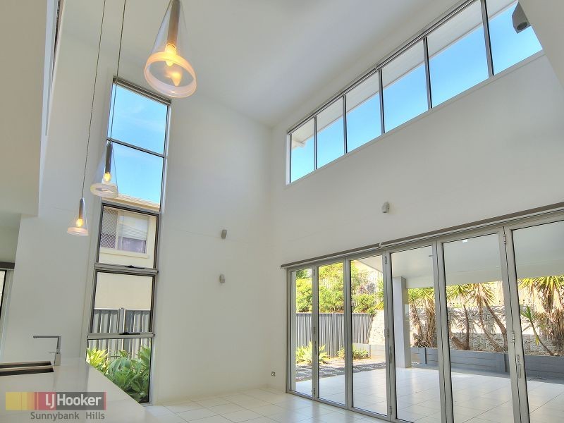 25 Ellendale Circuit, Eight Mile Plains QLD 4113