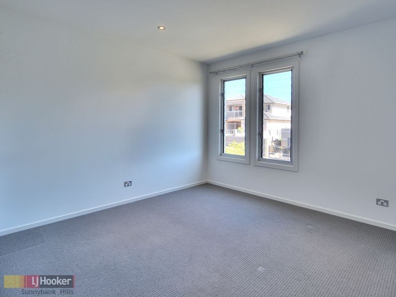 25 Ellendale Circuit, Eight Mile Plains QLD 4113