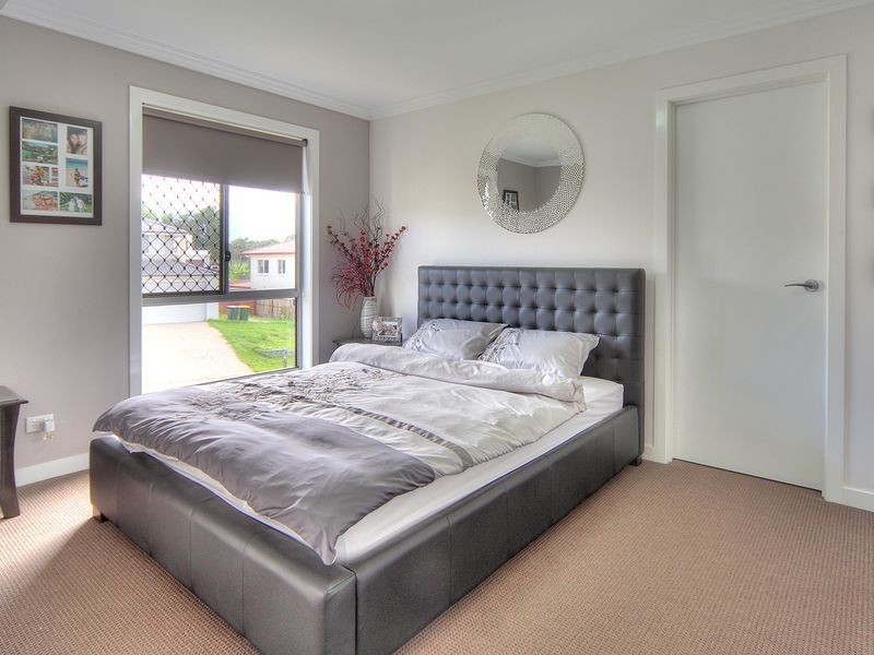 11 Henderson Street, Eight Mile Plains QLD 4113