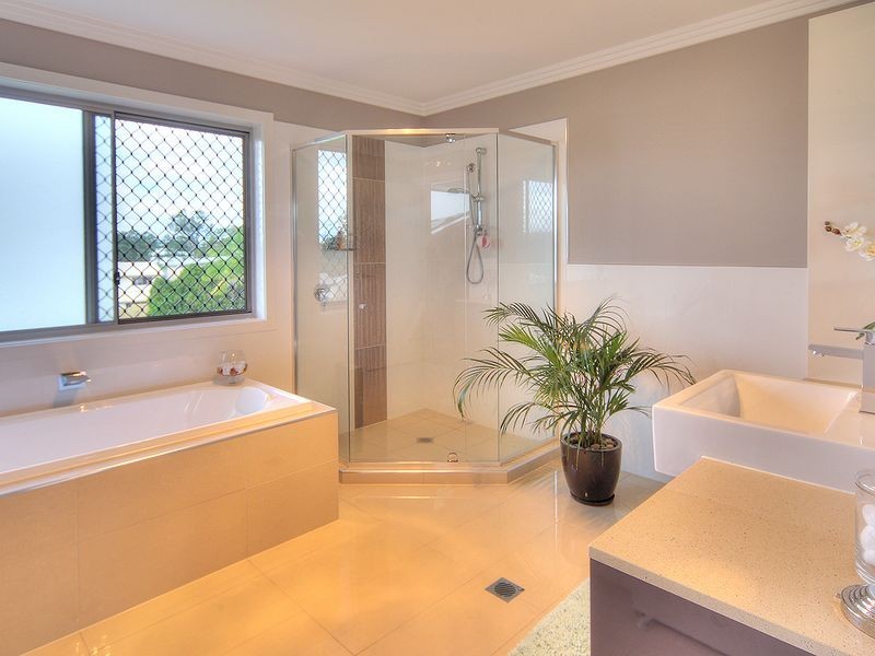 11 Henderson Street, Eight Mile Plains QLD 4113