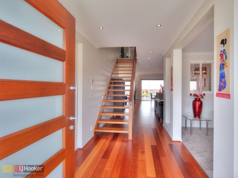 12 Henderson Street, Eight Mile Plains QLD 4113