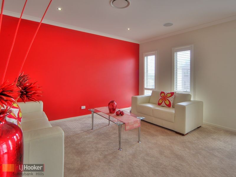 12 Henderson Street, Eight Mile Plains QLD 4113