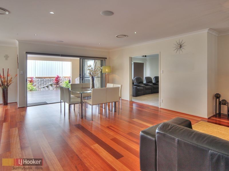 12 Henderson Street, Eight Mile Plains QLD 4113