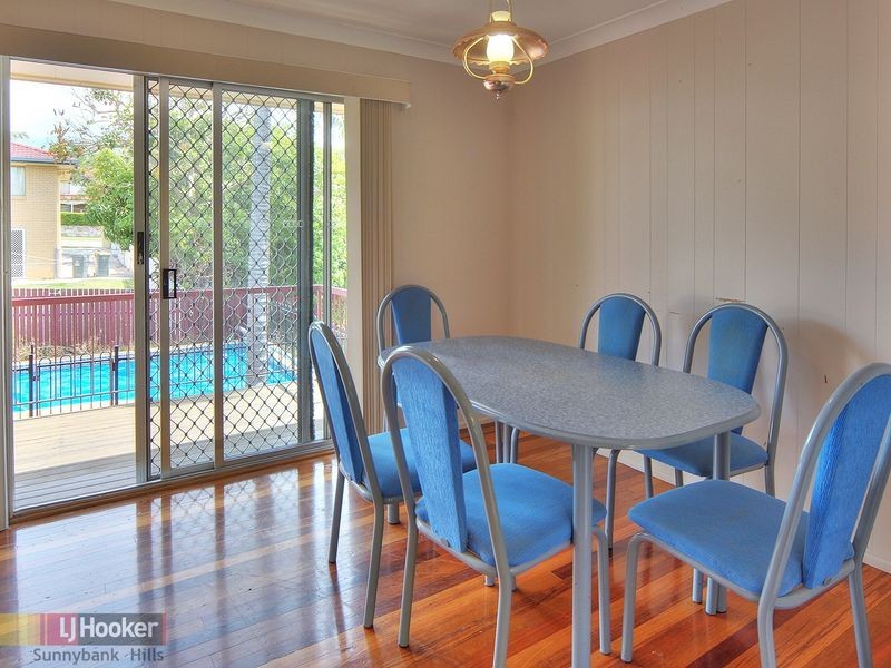 4 Ravenala Street, Sunnybank Hills QLD 4109