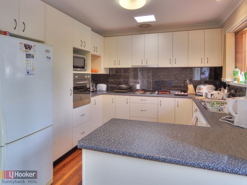 4 Ravenala Street, Sunnybank Hills QLD 4109