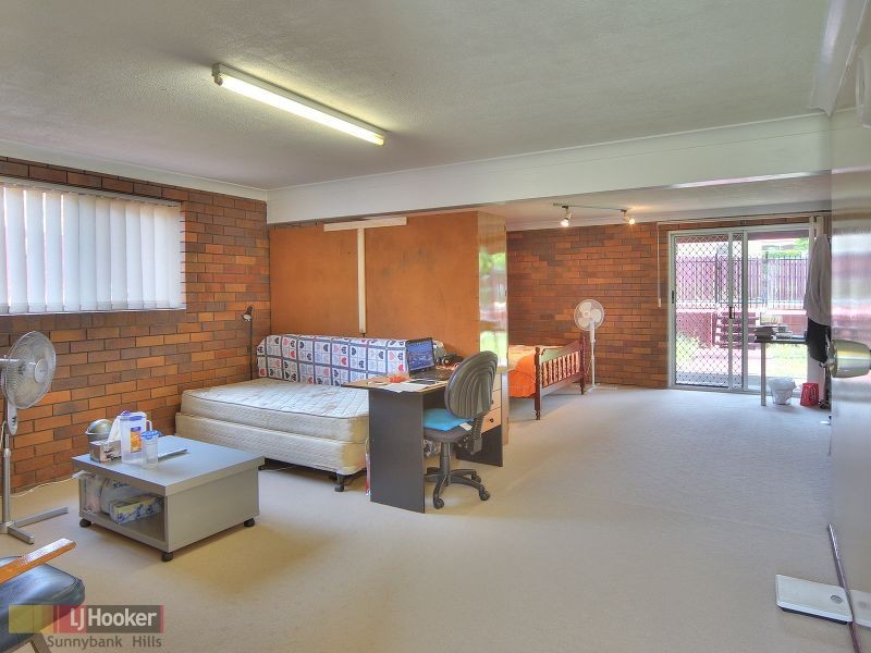 4 Ravenala Street, Sunnybank Hills QLD 4109