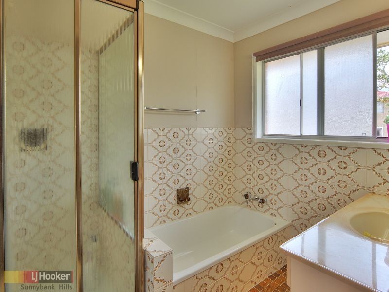 4 Ravenala Street, Sunnybank Hills QLD 4109