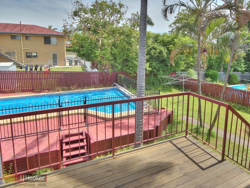 4 Ravenala Street, Sunnybank Hills QLD 4109