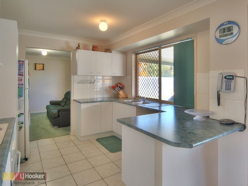 1 Silky Oak Court, Calamvale QLD 4116