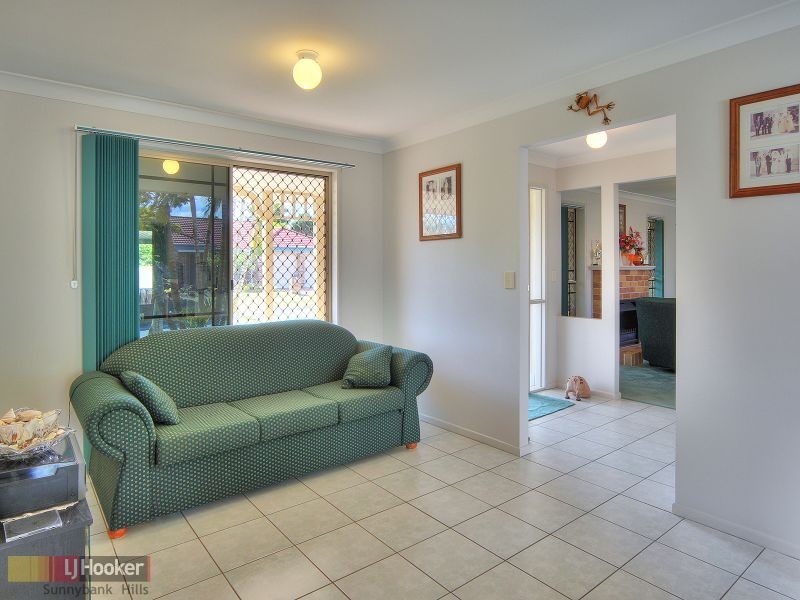 1 Silky Oak Court, Calamvale QLD 4116
