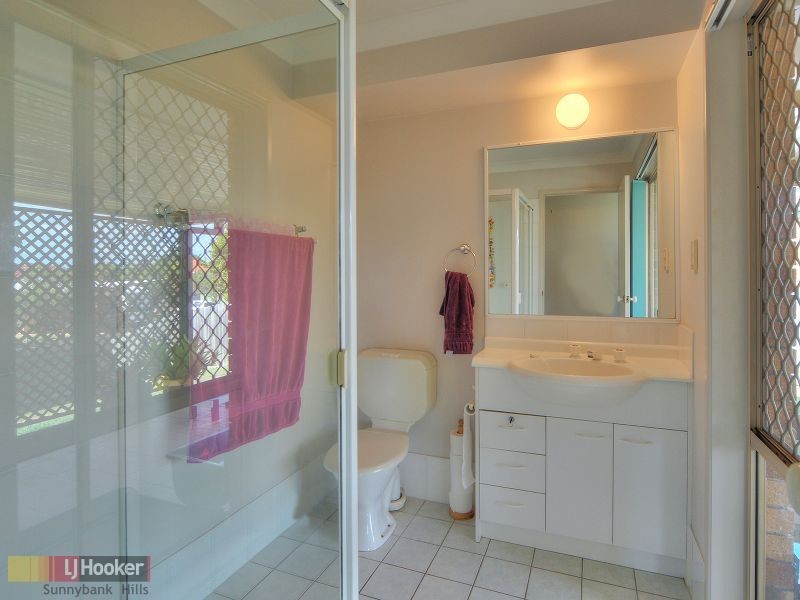 1 Silky Oak Court, Calamvale QLD 4116
