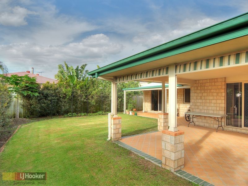 12 Strathaird Place, Parkinson QLD 4115
