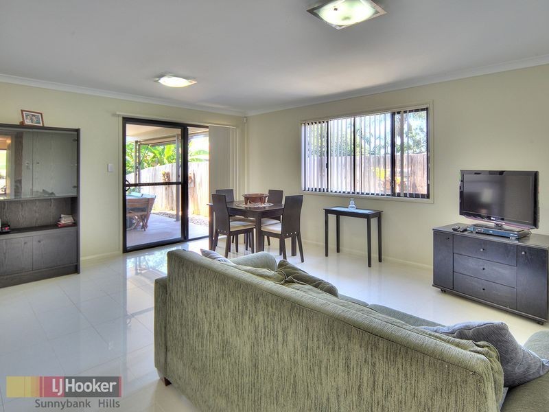 92 Lang Street, Sunnybank Hills QLD 4109