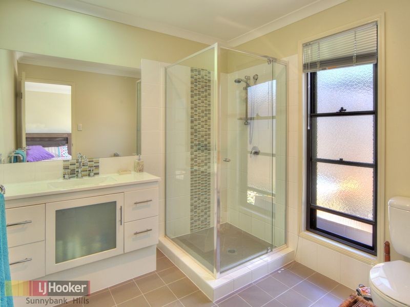 92 Lang Street, Sunnybank Hills QLD 4109