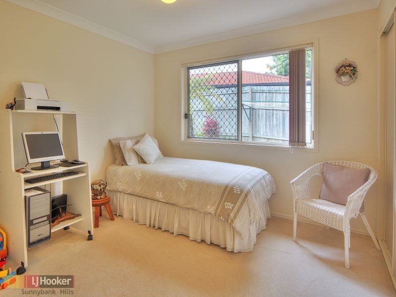 35 Cottonwood Crescent, Calamvale QLD 4116