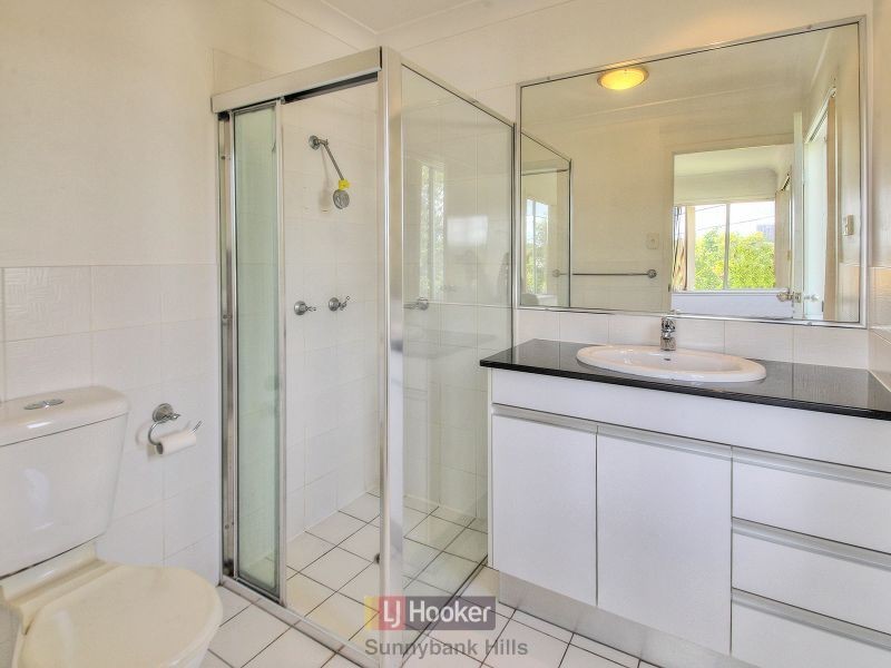 1/45 Curlew Street, Toowong QLD 4066