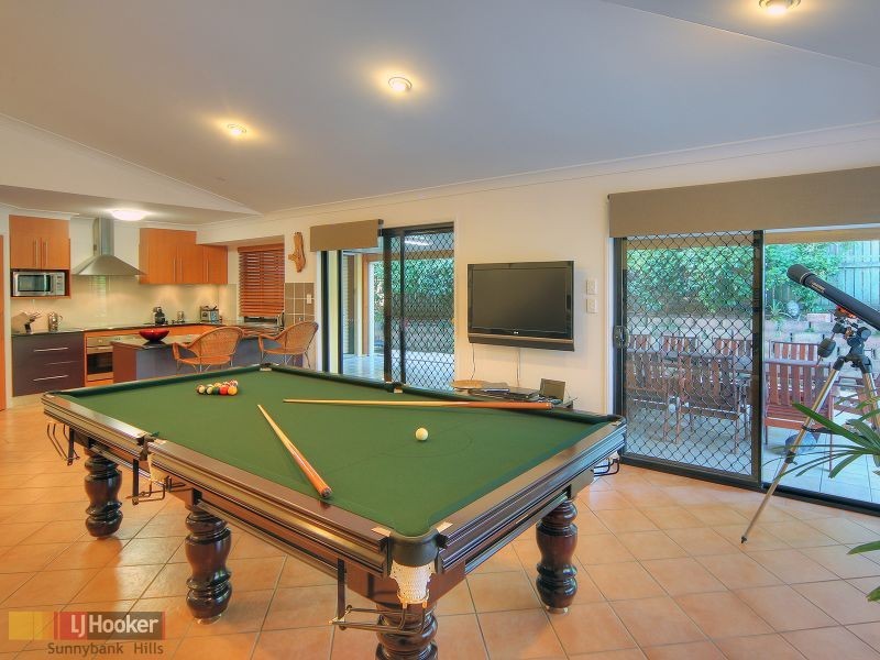 19 Yewleaf Place, Calamvale QLD 4116