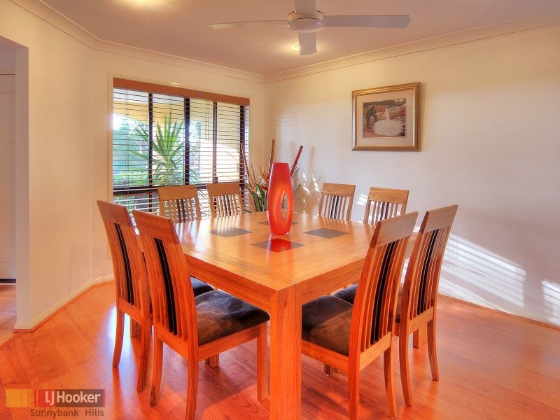 19 Yewleaf Place, Calamvale QLD 4116