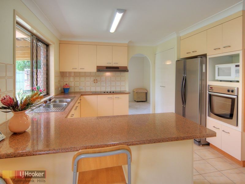 6 Jandowae Street, Runcorn QLD 4113