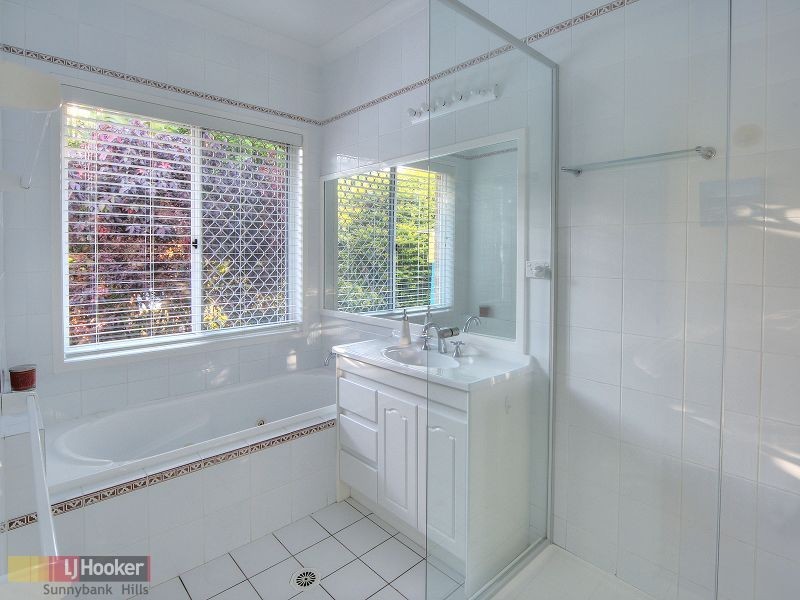 60 Glenmore Crescent, Rochedale QLD 4123