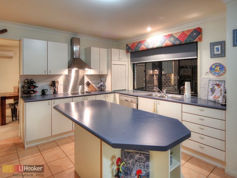 8 Wyalo Circuit, Parkinson QLD 4115