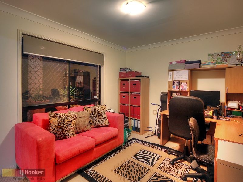 8 Wyalo Circuit, Parkinson QLD 4115