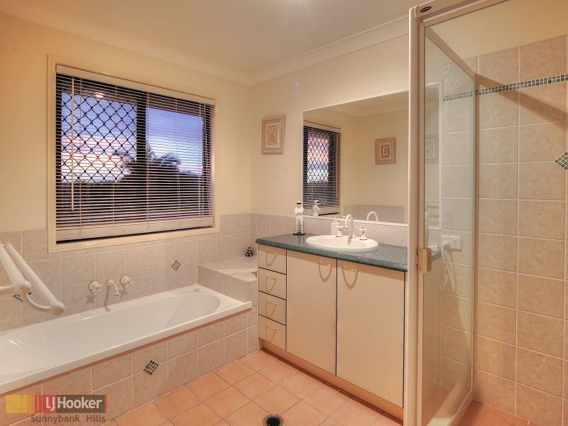 8 Wyalo Circuit, Parkinson QLD 4115