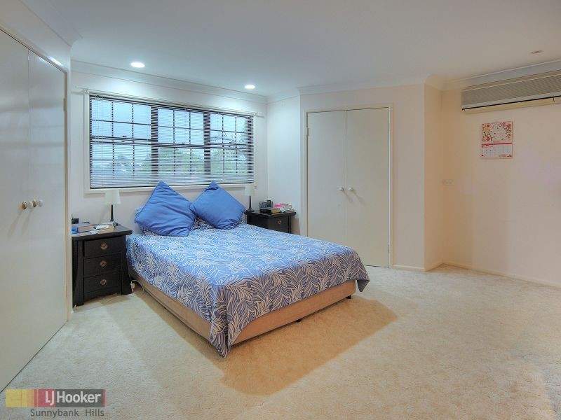 22 Kurru Street, Eight Mile Plains QLD 4113