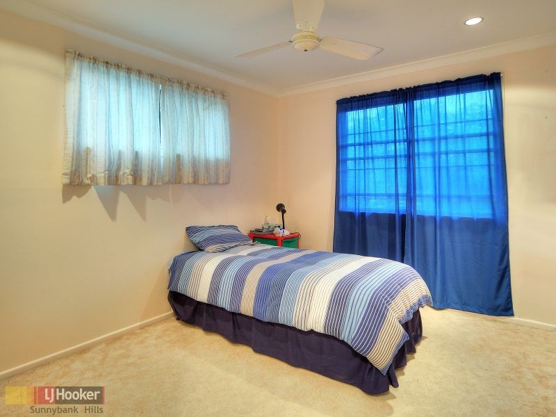 22 Kurru Street, Eight Mile Plains QLD 4113