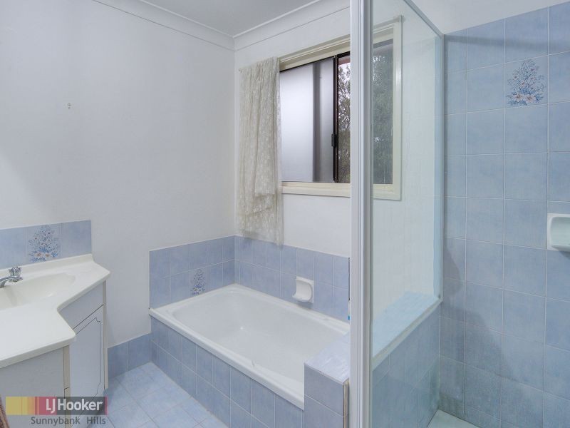 22 Kurru Street, Eight Mile Plains QLD 4113