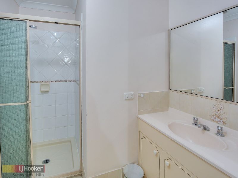 22 Kurru Street, Eight Mile Plains QLD 4113