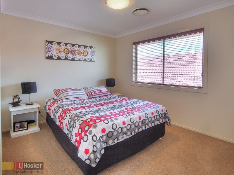 10 Hastings Close, Calamvale QLD 4116