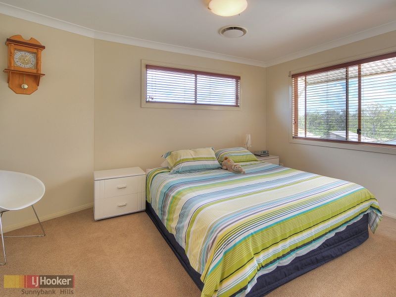 10 Hastings Close, Calamvale QLD 4116