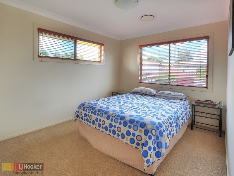 10 Hastings Close, Calamvale QLD 4116