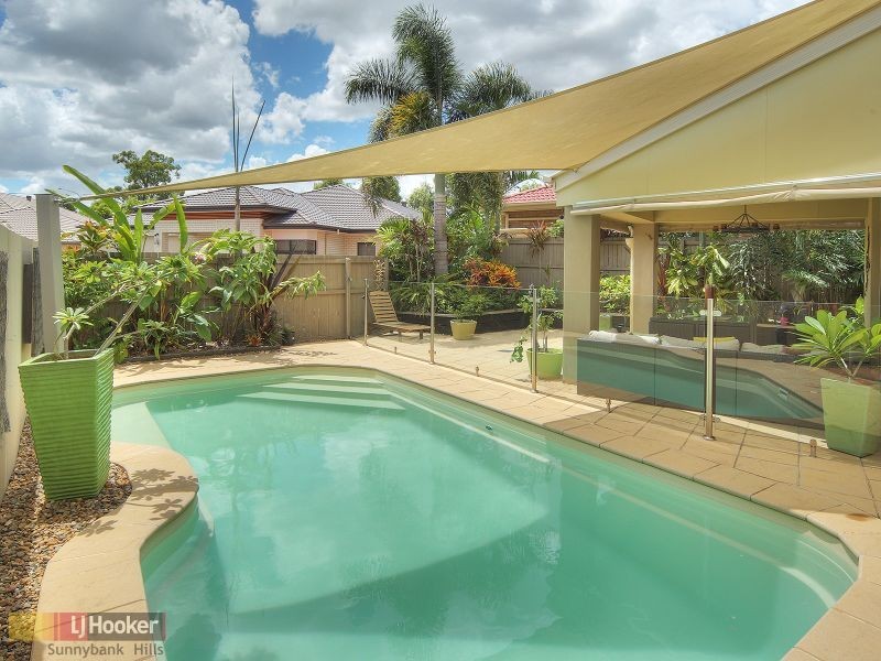 10 Hastings Close, Calamvale QLD 4116