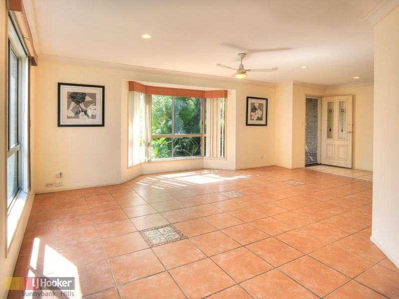 5 Borage Place, Calamvale QLD 4116