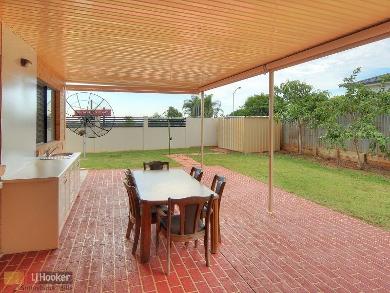 7 Romulus Street, Robertson QLD 4109
