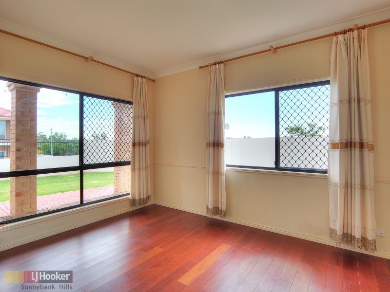 7 Romulus Street, Robertson QLD 4109