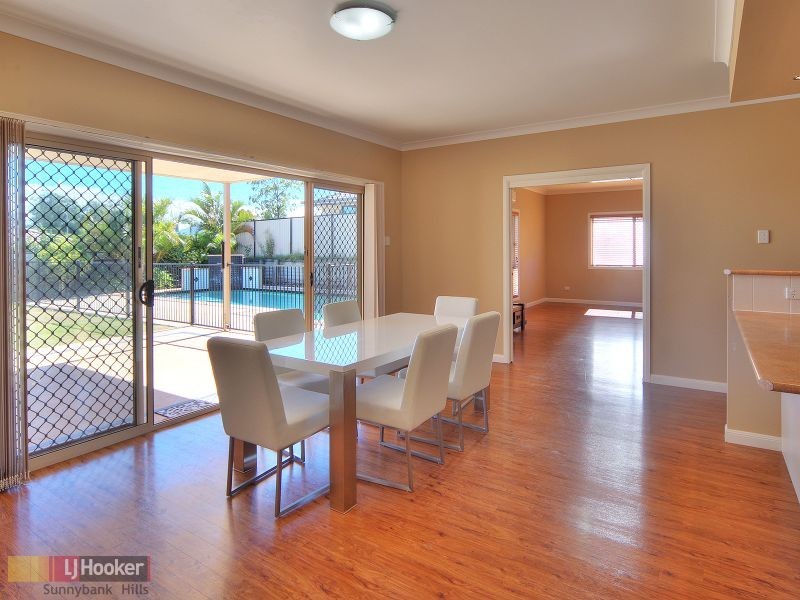 28 Vaucluse Place, Parkinson QLD 4115
