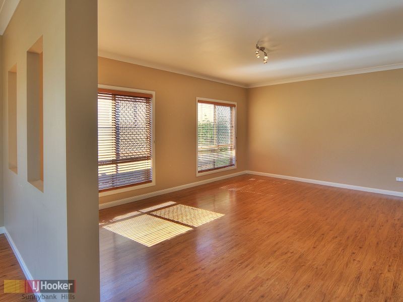 28 Vaucluse Place, Parkinson QLD 4115